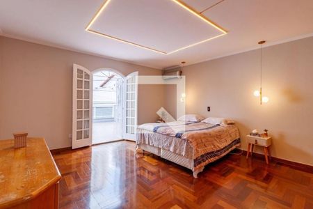 Casa à venda com 3 quartos, 260m² em Cidade Mãe do Céu, São Paulo