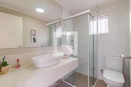 Casa à venda com 3 quartos, 260m² em Cidade Mãe do Céu, São Paulo