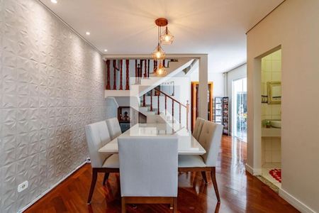 Casa à venda com 3 quartos, 260m² em Cidade Mãe do Céu, São Paulo