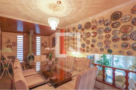 Casa à venda com 4 quartos, 240m² em Morumbi, São Paulo