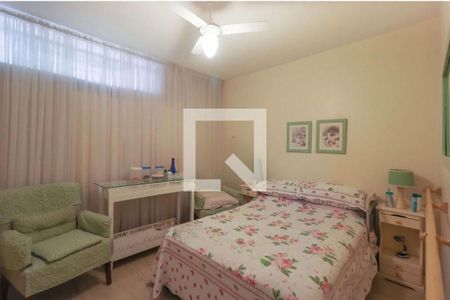 Casa à venda com 4 quartos, 240m² em Morumbi, São Paulo