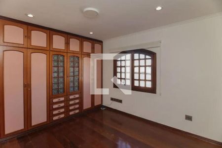 Casa à venda com 4 quartos, 240m² em Morumbi, São Paulo