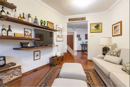 Casa à venda com 3 quartos, 374m² em Jardim Leonor, São Paulo