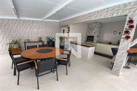 Casa à venda com 4 quartos, 500m² em Alphaville, Santana de Parnaíba