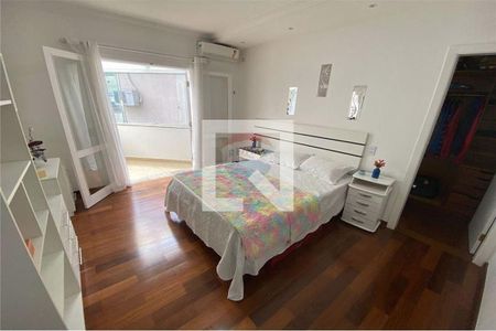 Casa à venda com 4 quartos, 500m² em Alphaville, Santana de Parnaíba