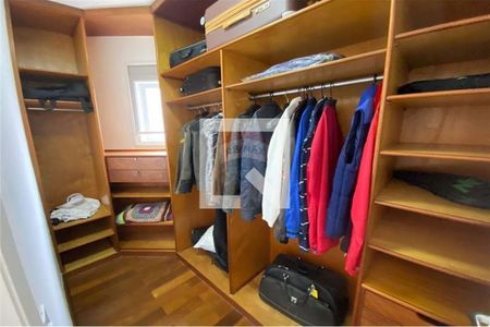 Casa à venda com 4 quartos, 500m² em Alphaville, Santana de Parnaíba