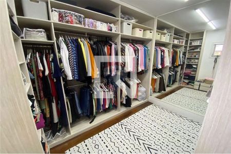 Casa à venda com 4 quartos, 500m² em Alphaville, Santana de Parnaíba