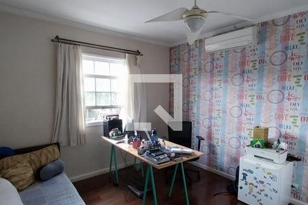 Casa à venda com 3 quartos, 250m² em Jardim Leonor, São Paulo