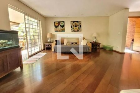 Casa à venda com 3 quartos, 250m² em Jardim Leonor, São Paulo