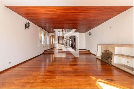 Casa à venda com 5 quartos, 405m² em Vila Sonia, São Paulo