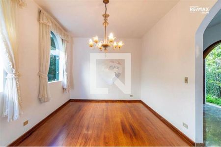 Casa à venda com 5 quartos, 405m² em Vila Sonia, São Paulo