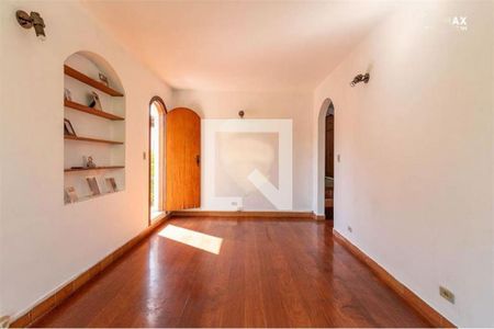 Casa à venda com 5 quartos, 405m² em Vila Sonia, São Paulo