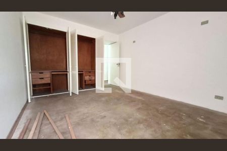 Casa à venda com 3 quartos, 306m² em Jardim Leonor, São Paulo