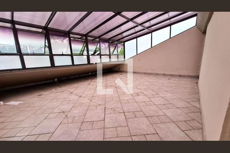 Casa à venda com 3 quartos, 306m² em Jardim Leonor, São Paulo