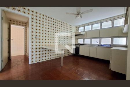 Casa à venda com 3 quartos, 306m² em Jardim Leonor, São Paulo