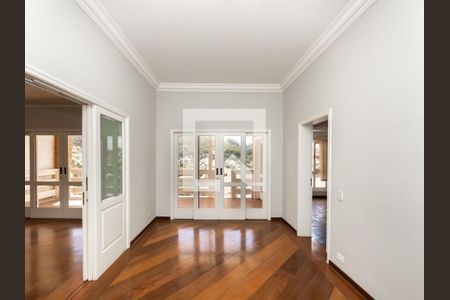 Casa à venda com 4 quartos, 460m² em Alphaville, Santana de Parnaíba