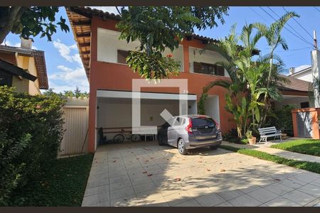 Casa à venda com 4 quartos, 315m² em Residencial Nove (Alphaville), Santana de Parnaíba