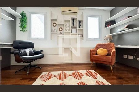 Casa à venda com 4 quartos, 590m² em Vila Bertioga, São Paulo