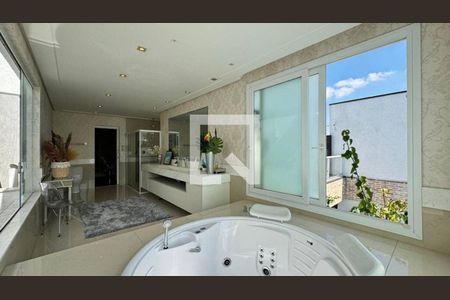 Casa à venda com 4 quartos, 590m² em Água Rasa, São Paulo