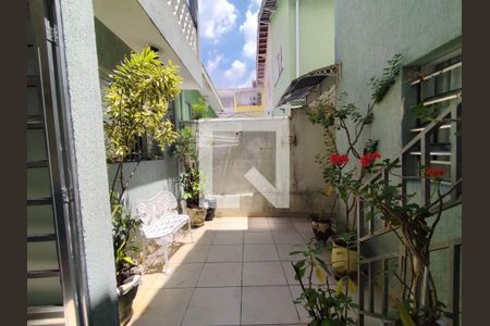 Casa à venda com 2 quartos, 140m² em Jardim Santa Emilia, São Paulo