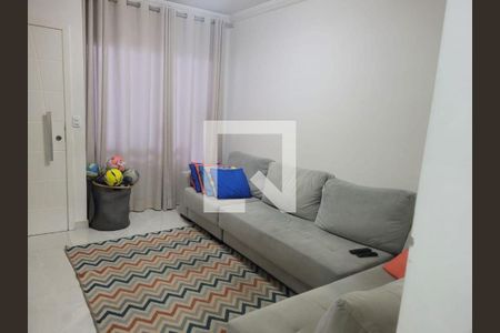 Casa à venda com 3 quartos, 146m² em Jardim Teresa, São Paulo