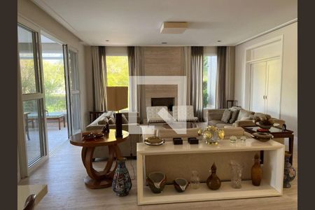 Casa à venda com 6 quartos, 831m² em Alphaville Empresarial, Barueri