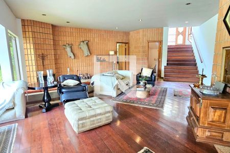 Casa à venda com 5 quartos, 530m² em Morumbi, São Paulo