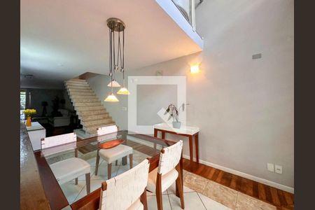 Casa à venda com 2 quartos, 180m² em Brooklin, São Paulo