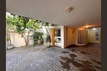 Casa à venda com 2 quartos, 180m² em Brooklin, São Paulo
