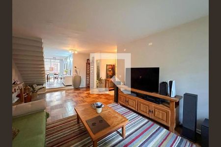 Casa à venda com 2 quartos, 180m² em Brooklin, São Paulo