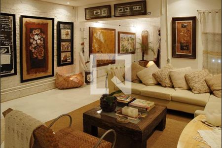 Casa à venda com 3 quartos, 325m² em Sumaré, São Paulo