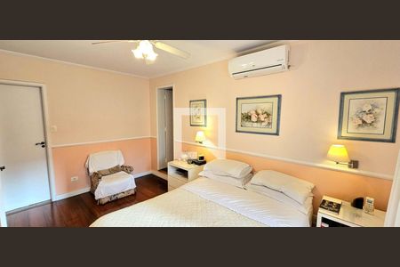 Casa à venda com 4 quartos, 218m² em Jardim Ampliacao, São Paulo