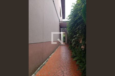 Casa para alugar com 3 quartos, 320m² em Vila Cordeiro, São Paulo