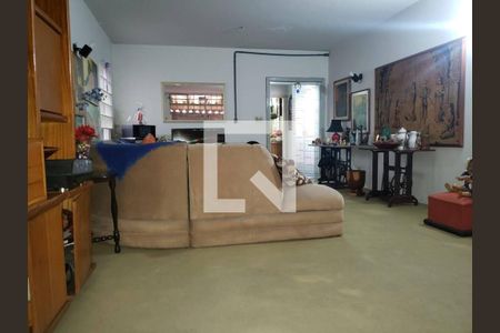 Casa à venda com 3 quartos, 320m² em Vila Cordeiro, São Paulo