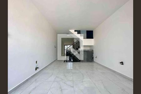 Casa à venda com 3 quartos, 110m² em Vila Bela, São Paulo