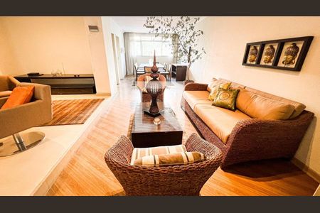 Casa à venda com 3 quartos, 195m² em Aclimação, São Paulo