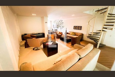 Casa à venda com 3 quartos, 195m² em Aclimação, São Paulo