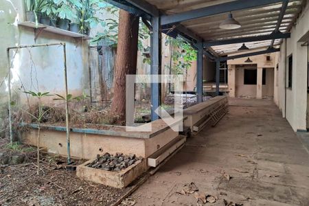 Casa à venda com 5 quartos, 300m² em Aclimação, São Paulo