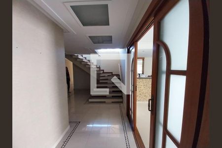 Casa para alugar com 4 quartos, 560m² em Vila Sonia, São Paulo