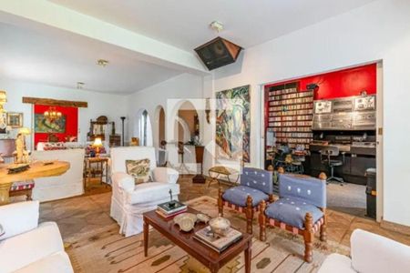 Casa à venda com 3 quartos, 337m² em Morumbi, São Paulo