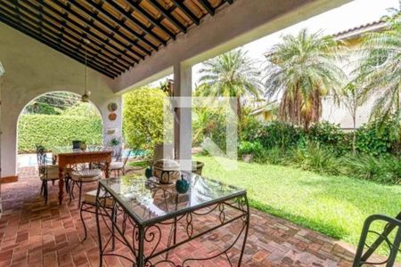 Casa à venda com 3 quartos, 337m² em Morumbi, São Paulo