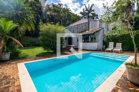 Casa à venda com 3 quartos, 337m² em Morumbi, São Paulo