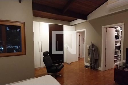 Casa à venda com 4 quartos, 559m² em Morumbi, São Paulo