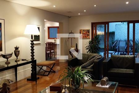 Casa à venda com 4 quartos, 559m² em Morumbi, São Paulo