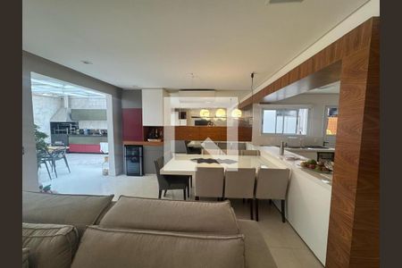 Casa à venda com 3 quartos, 180m² em Dos Casa, São Bernardo do Campo