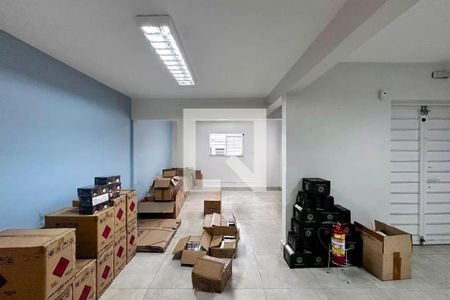 Casa à venda com 4 quartos, 250m² em Campo Belo, São Paulo