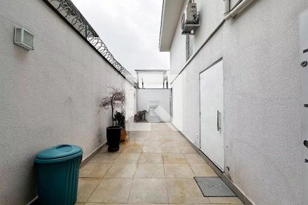 Casa à venda com 4 quartos, 250m² em Campo Belo, São Paulo