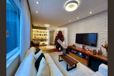 Casa à venda com 3 quartos, 300m² em Vila Mascote, São Paulo