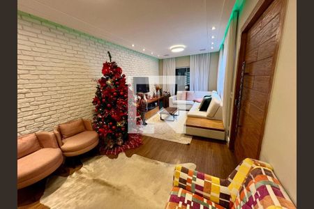 Casa à venda com 3 quartos, 300m² em Vila Mascote, São Paulo