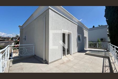 Casa à venda com 4 quartos, 400m² em Alphaville, Santana de Parnaíba